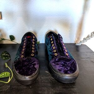 listing-status-banner